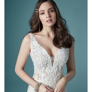 Maggie Sottero Wedding Dress